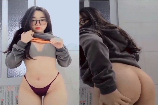 Poster of Clip sex cô nàng kính cận bên cạnh siêu dâm