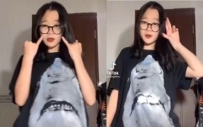 Poster of Kính nhún nhảy của Tiktoker rất tốt